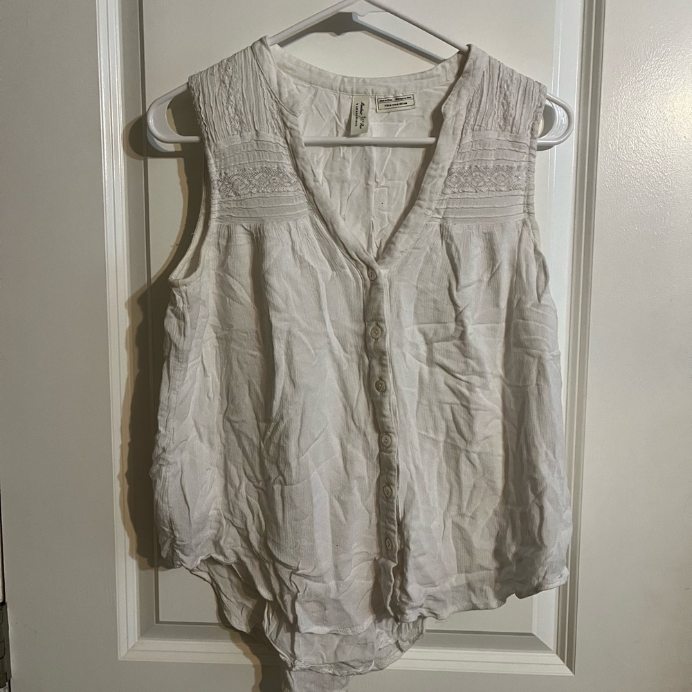Anthropologie White Sleeveless Button-Up Top